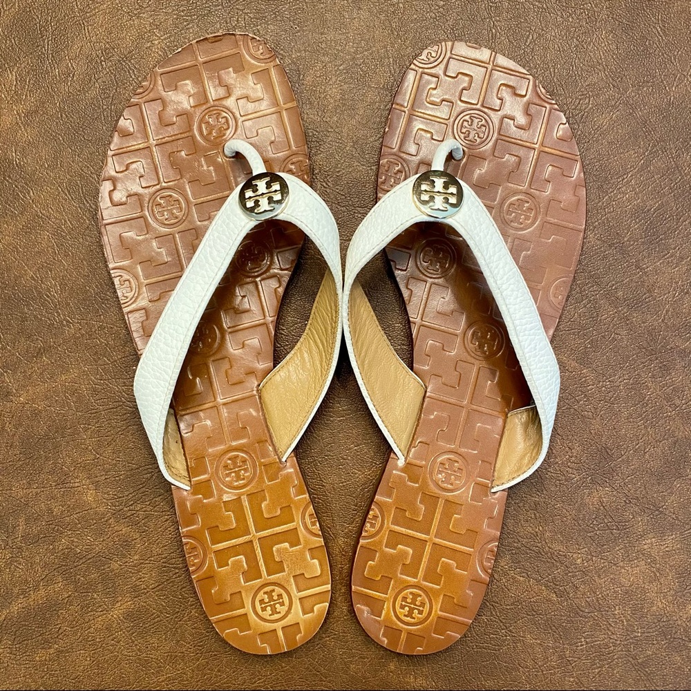 Tory Burch Thora White Flip Flops (Size 11)